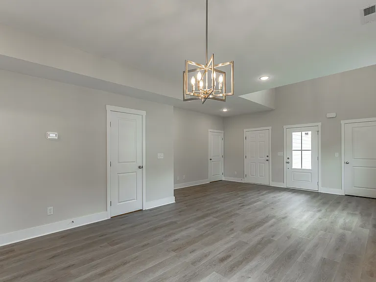 4688 Heiskell Dr — Photo 8