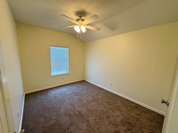 5th image of 3409 Sandstone Dr