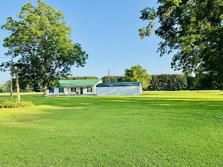 4052 Goff Rd — Photo 32