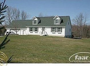 5457 Hogback Rd, Fowlerville, MI 48836