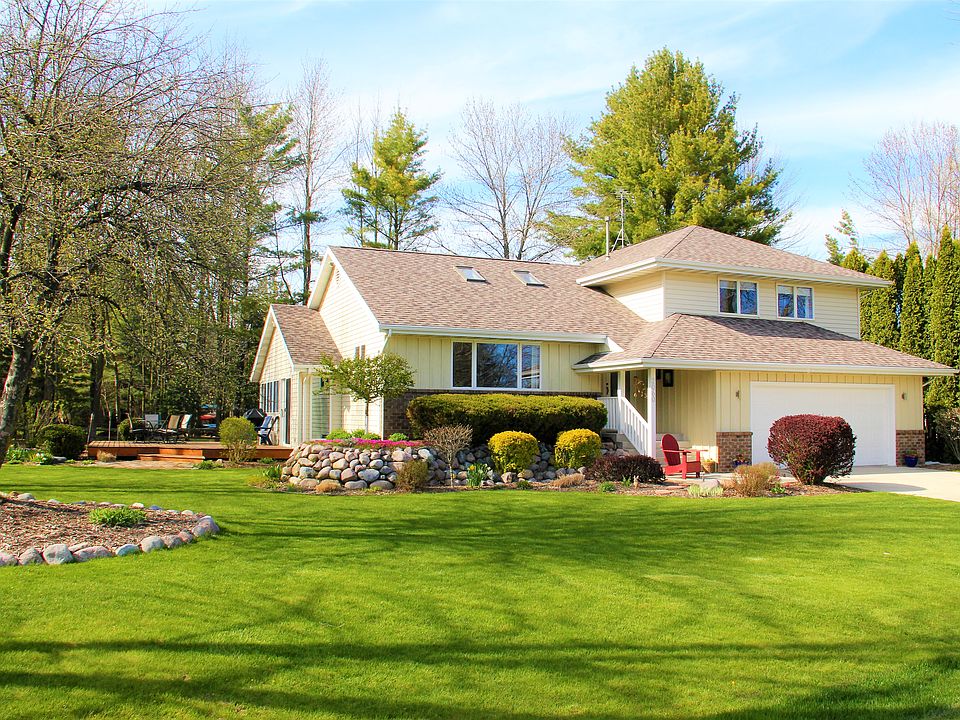 1st image of 2060 Marion Ln