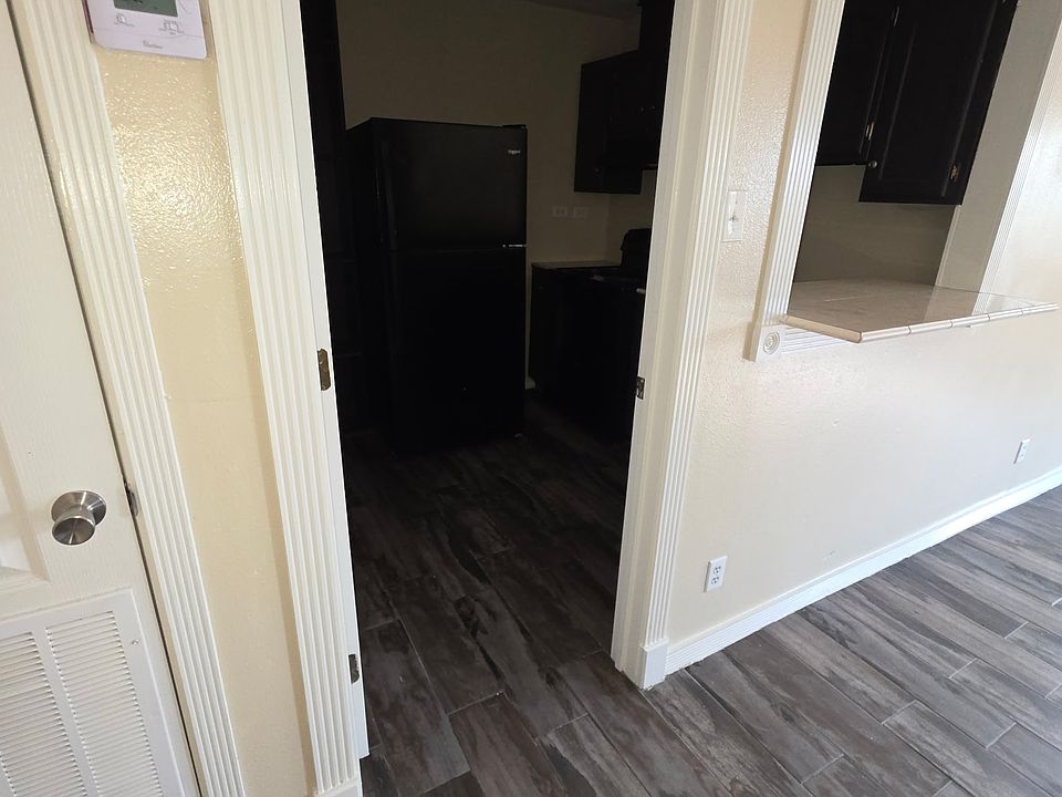 kitchen with refrigerator, and stove