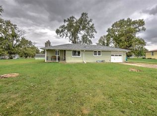 6081 Camp Warren Rd, Decatur, IL 62521