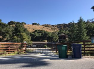 25 Harper Canyon Rd, Salinas, CA 93908