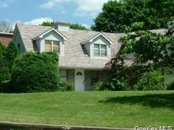 48A S Middletown Rd, Pearl River, NY 10965