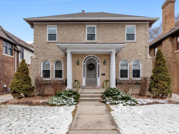 4851 North Woodburn STREET, Whitefish Bay, WI 53217