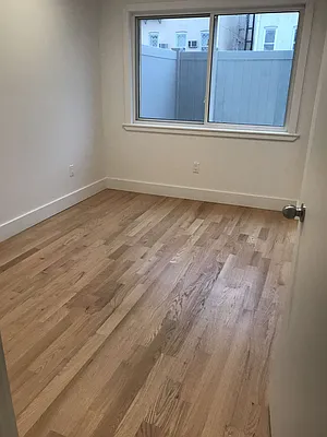 Rented by Sterling Realty Solution Inc | media 30