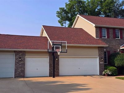 1706 Woodcrest St NE, Cedar Rapids, IA, 52402