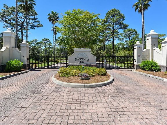 3rd image of 269 Magnolia Bay Dr
