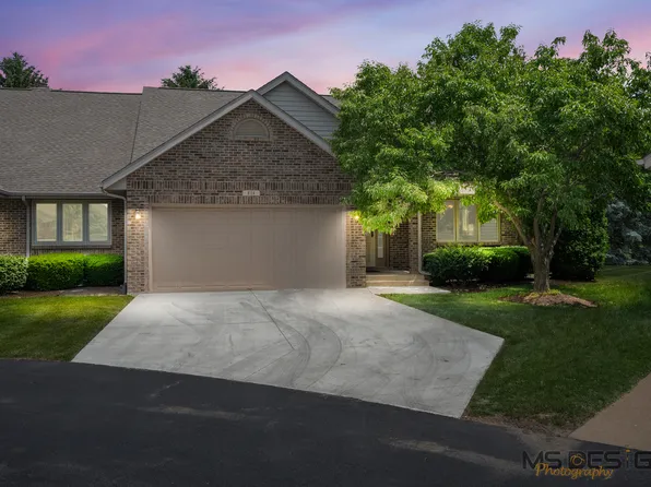 814 Croatian Ct, Sycamore, IL 60178