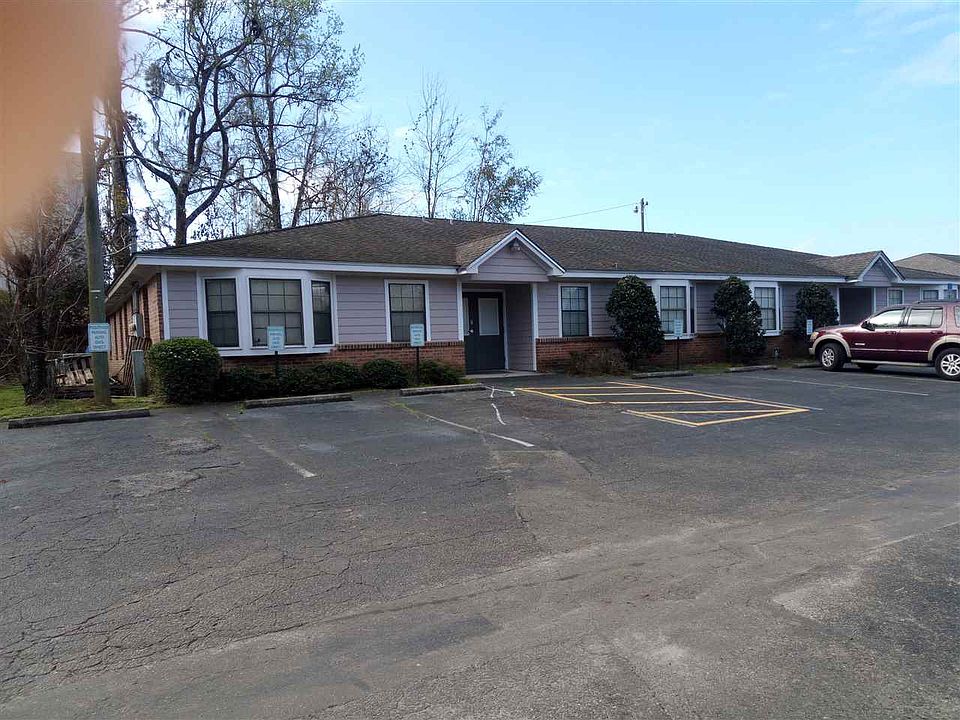 1st image of 1377 Cross Creek Cir