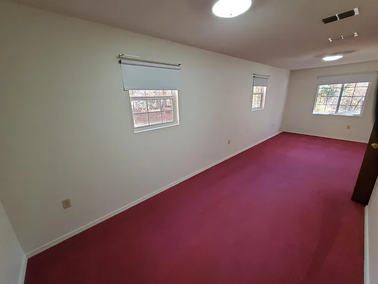 9168 Tally Ho Ln — Photo 12