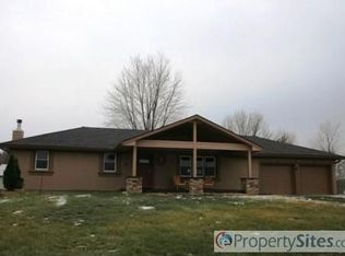 3085 Lowman Rd, Smithville, MO 64089