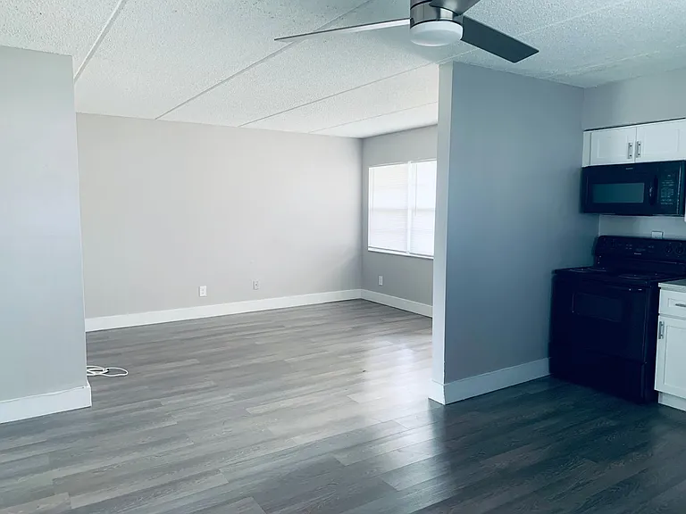 Armature Lake Apartments — Photo 36