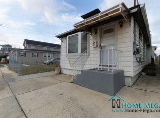 103 E 7th Rd, Broad Channel, NY 11693