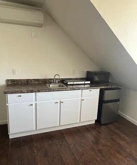 404 N 5th St #6 — Photo 7