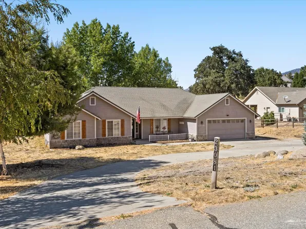 23081 Lakeview Dr, Tehachapi, CA 93561