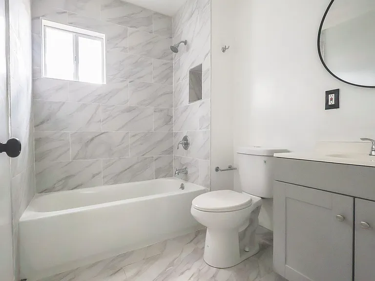 209 Calhoun St — Photo 14