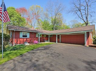 21 Daggett Rd, Attleboro, MA 02703