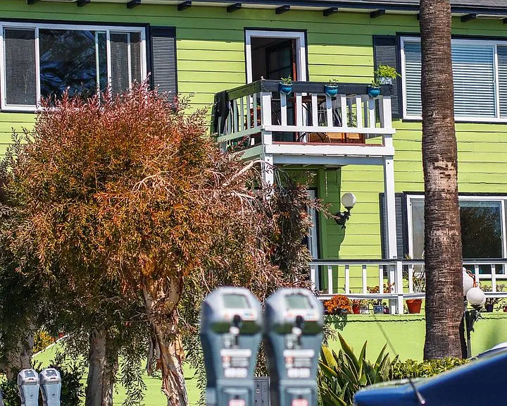 270 Cliff Dr — Photo 12