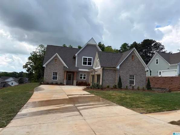 1147 Oak Blvd, Moody, AL 35004