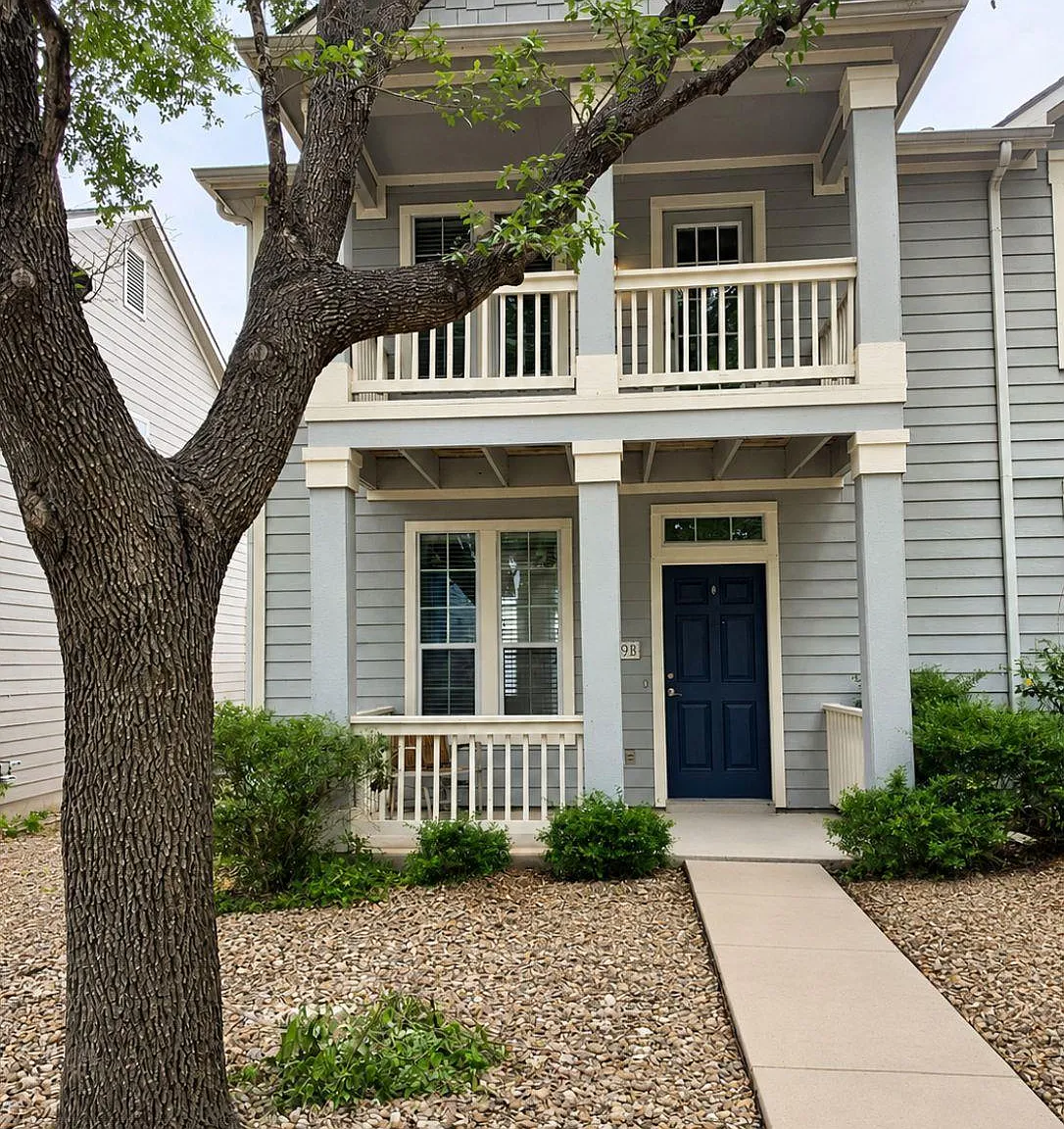 2 bed, 2.5 bath, 1218 sqft, $1,650 — Photo 1