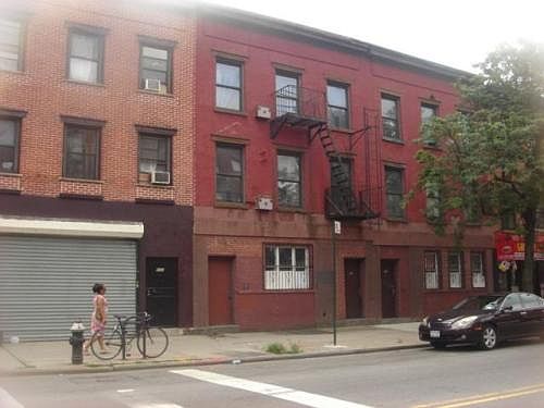 Building Photo 3