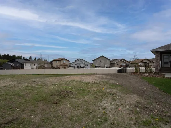 14 Tyrrell Pl, Red Deer, AB T4P 0T8