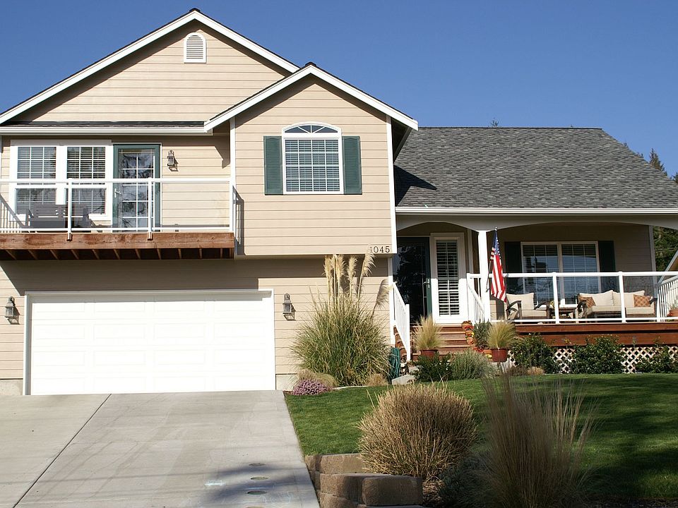 1st image of 1045 Halsey Dr