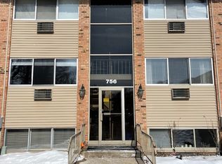 756 W Kilgore Rd APT 104, Kalamazoo, MI 49008