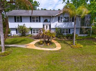 1 Ryding Ln, Palm Coast, FL 32164
