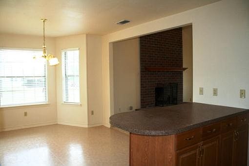 3rd image of 2210 Court Dr