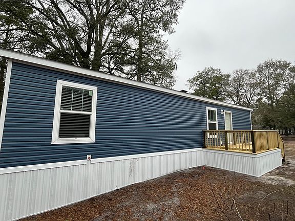 5th image of 4610 Kingfisher St.