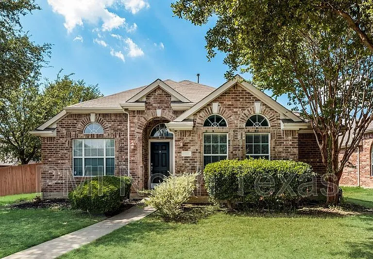 12421 Bruschetta Dr — Photo 2