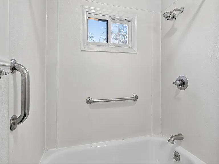 321 N Fulton St #2 — Photo 3