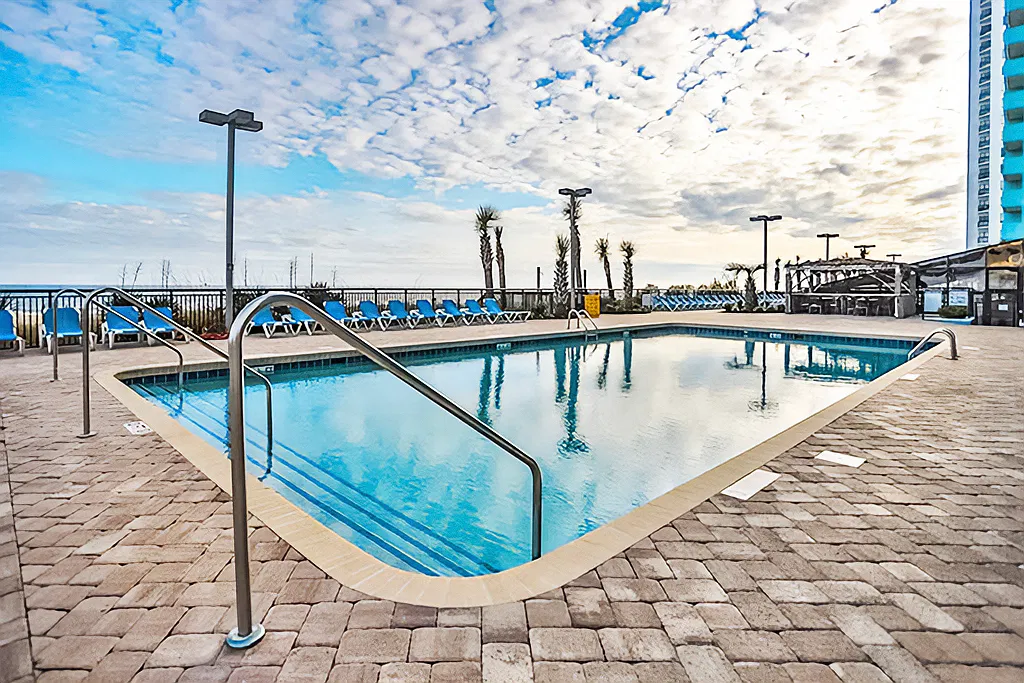 1501 S Ocean Blvd — Photo 4