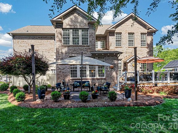 2nd image of 7835 Sand Trap Ln