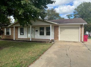 906 Davis Blvd, Sikeston, MO 63801