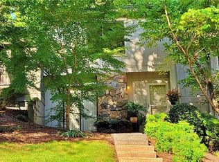 203 Lamplighter Cir, Winston Salem, NC 27104