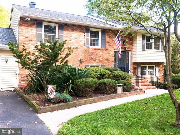 2nd image of 1179 Tanager Dr