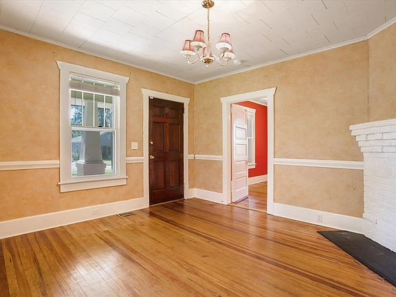 4th image of 628 S Irwin Ave