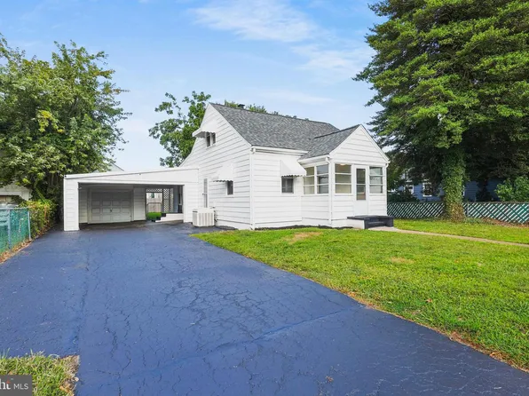 311 Minquadale Blvd, New Castle, DE 19720