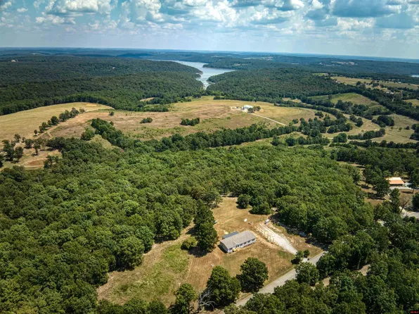 1713 County Road 38, Clarkridge, AR 72623