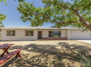 5200 Mojave Tropico Rd, Rosamond, CA 93560