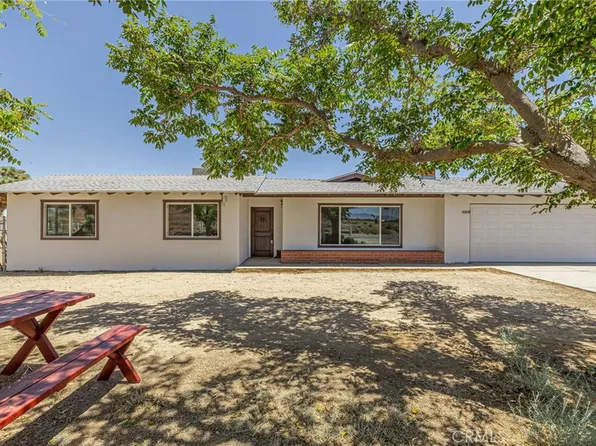 5200 Mojave Tropico Rd, Rosamond, CA 93560