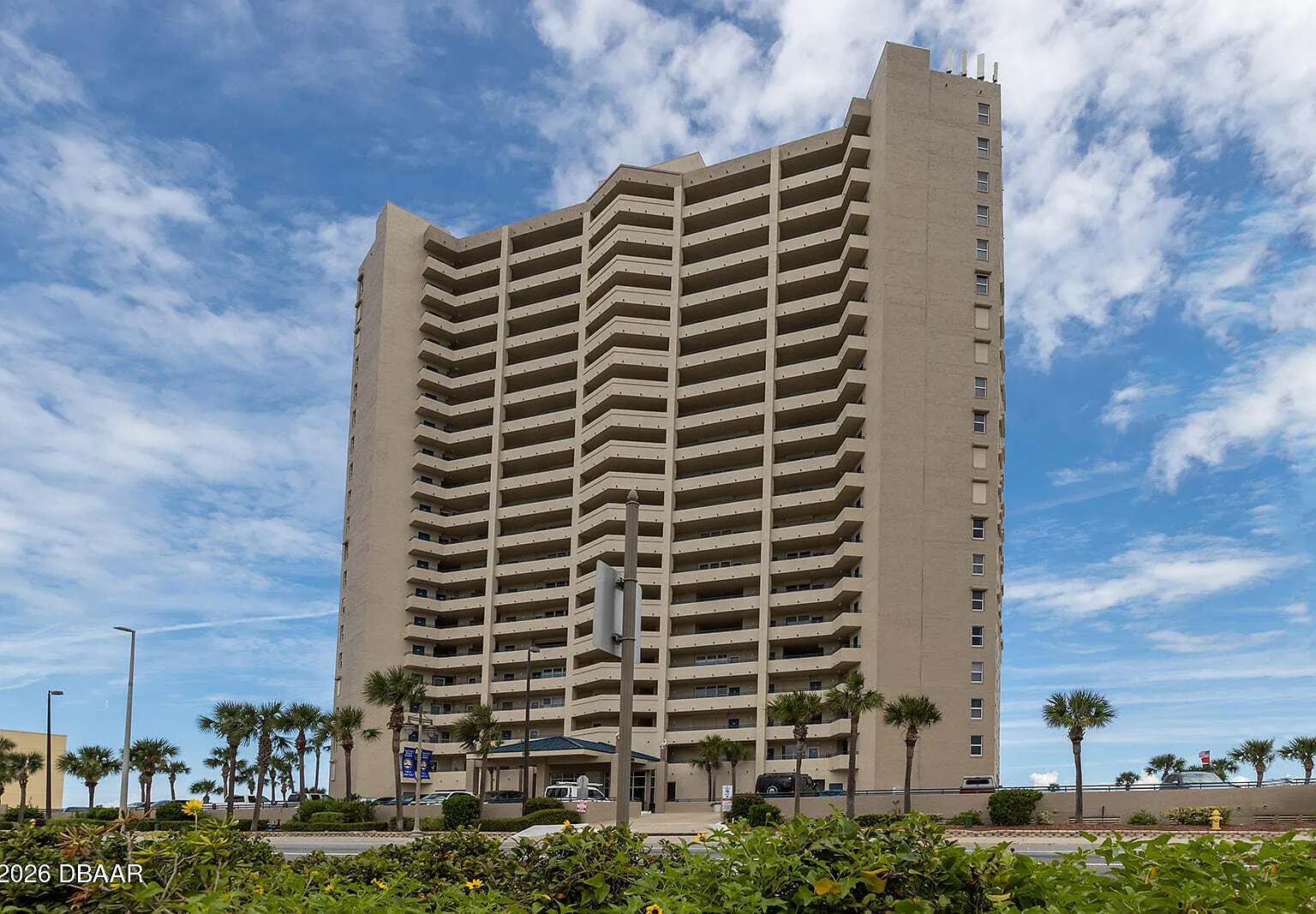 2 bed, 2.0 bath, 1395 sqft, $3,000 — Photo 1