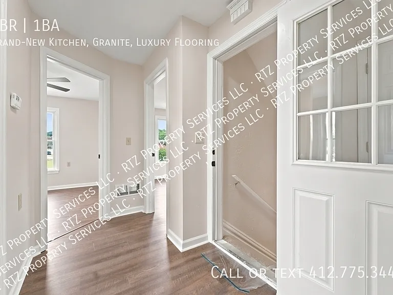 801 Vine St #2 — Photo 5