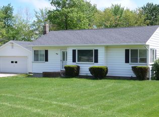 8948 Center Rd, Austinburg, OH 44004