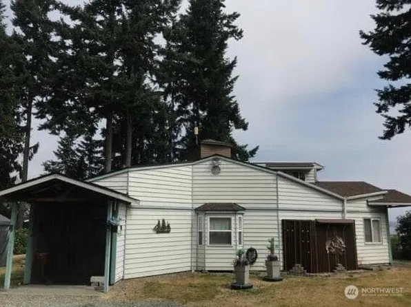 4645 Cedar Point Road, Clinton, WA 98236
