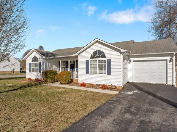 1168 Blaine Ave, Cookeville, TN 38501